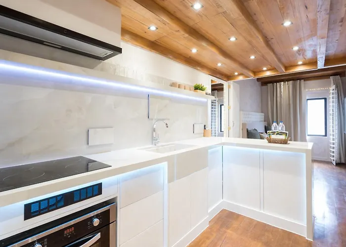 Cozy Style 48 Sqm 500mbps Apartment