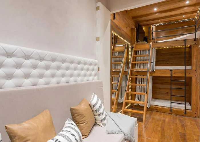 Cozy Style 48 Sqm 500mbps Apartment