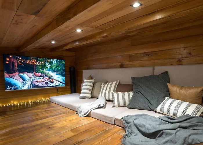Cozy Style 48 Sqm 500mbps Apartment *